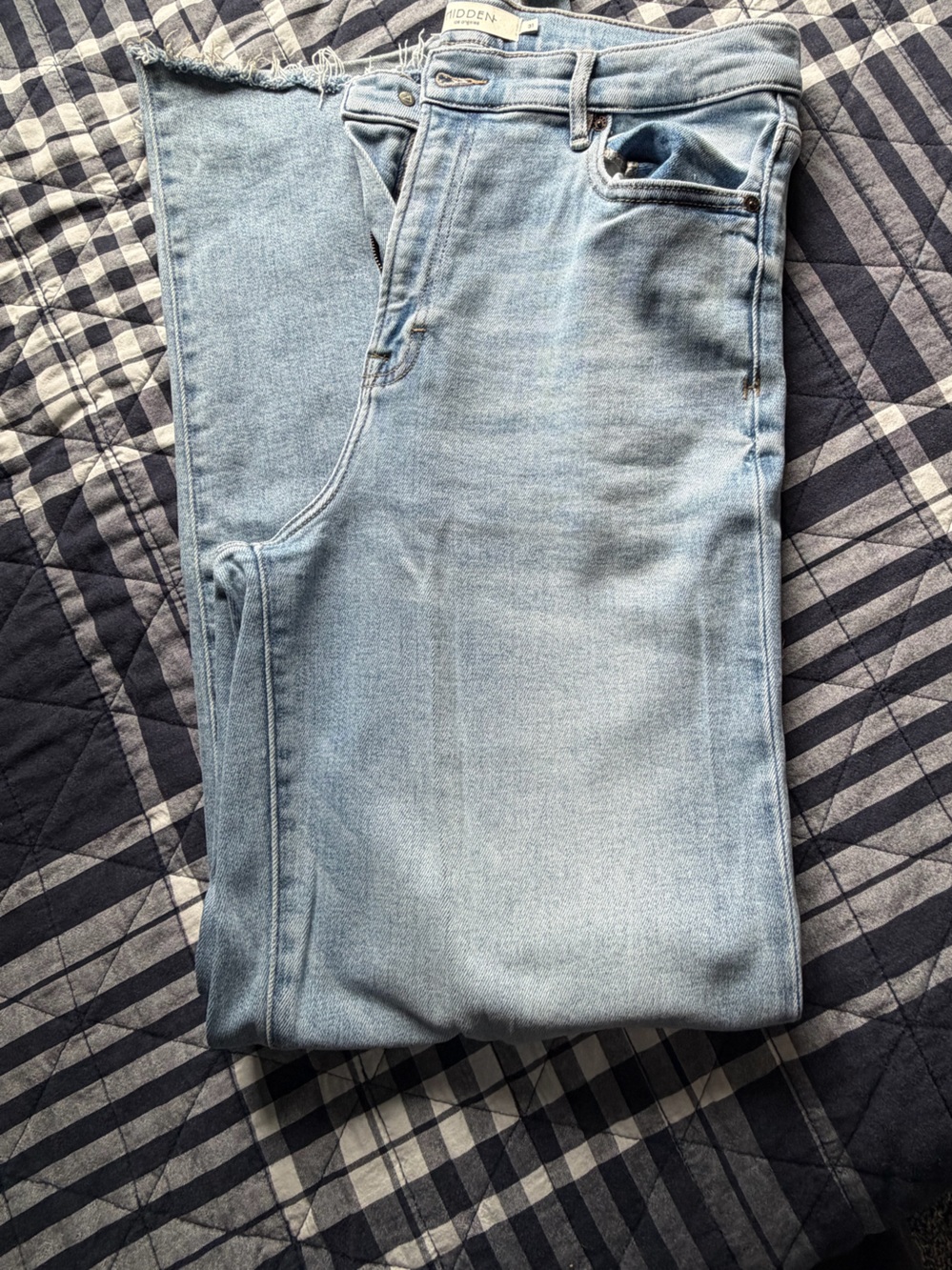 High-Rise Light Wash Women's Jeans — Brand Unspecified
